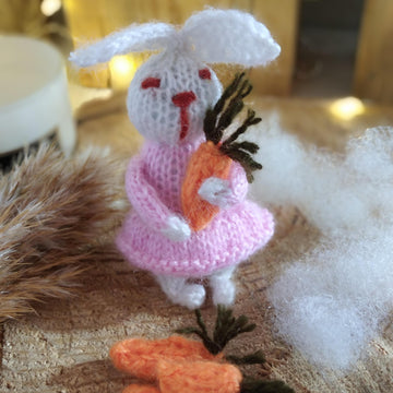 Rabbit toy knitting pattern