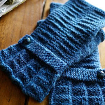 Kiltie Fingerless Mitts