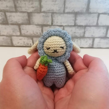 Bunny with Carrot Amigurumi