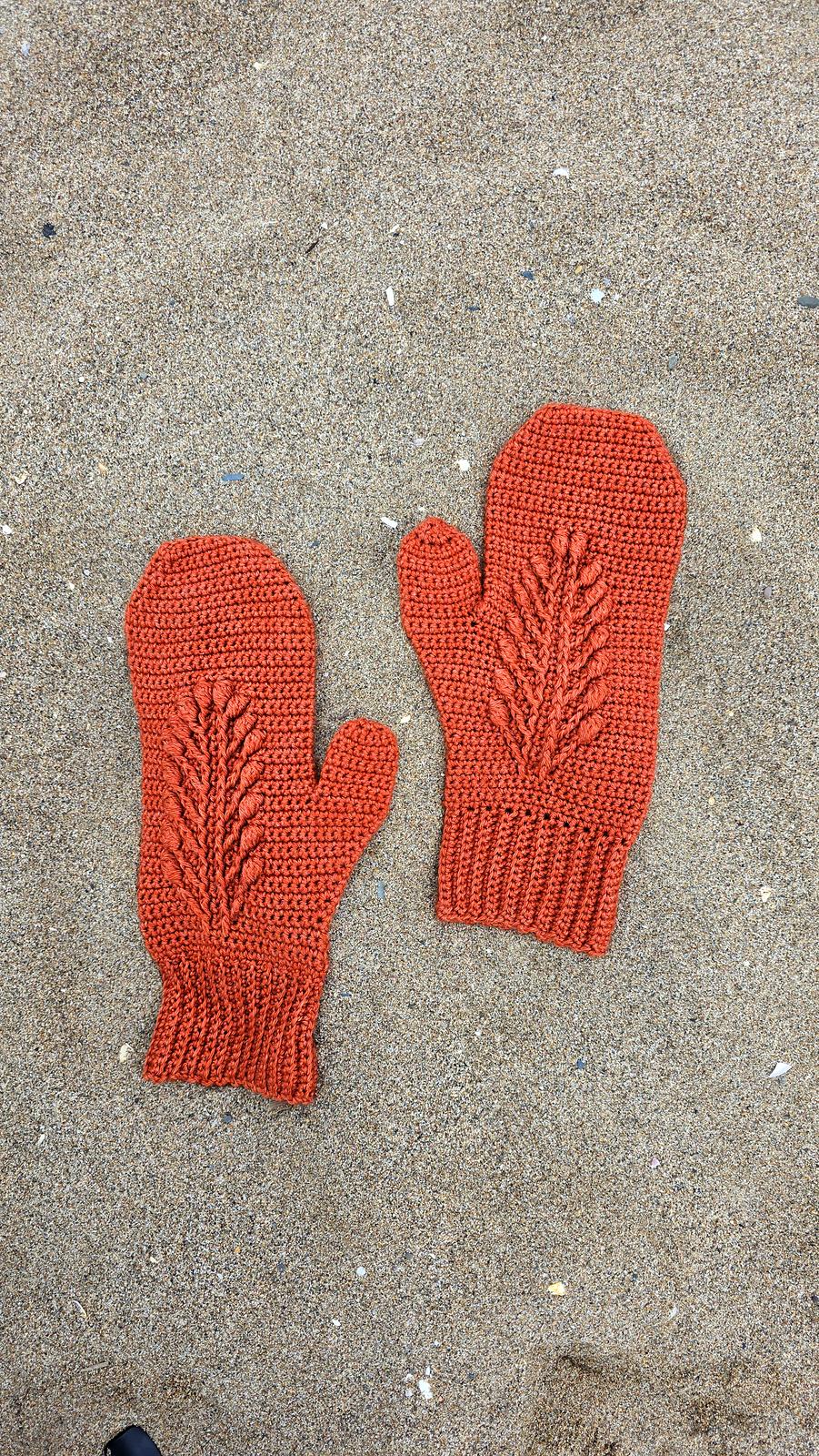 Almost a Love Story Mittens