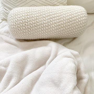 Lean Back Bolster Pillow - The DUAVAO