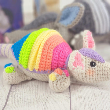 Mini armadillo