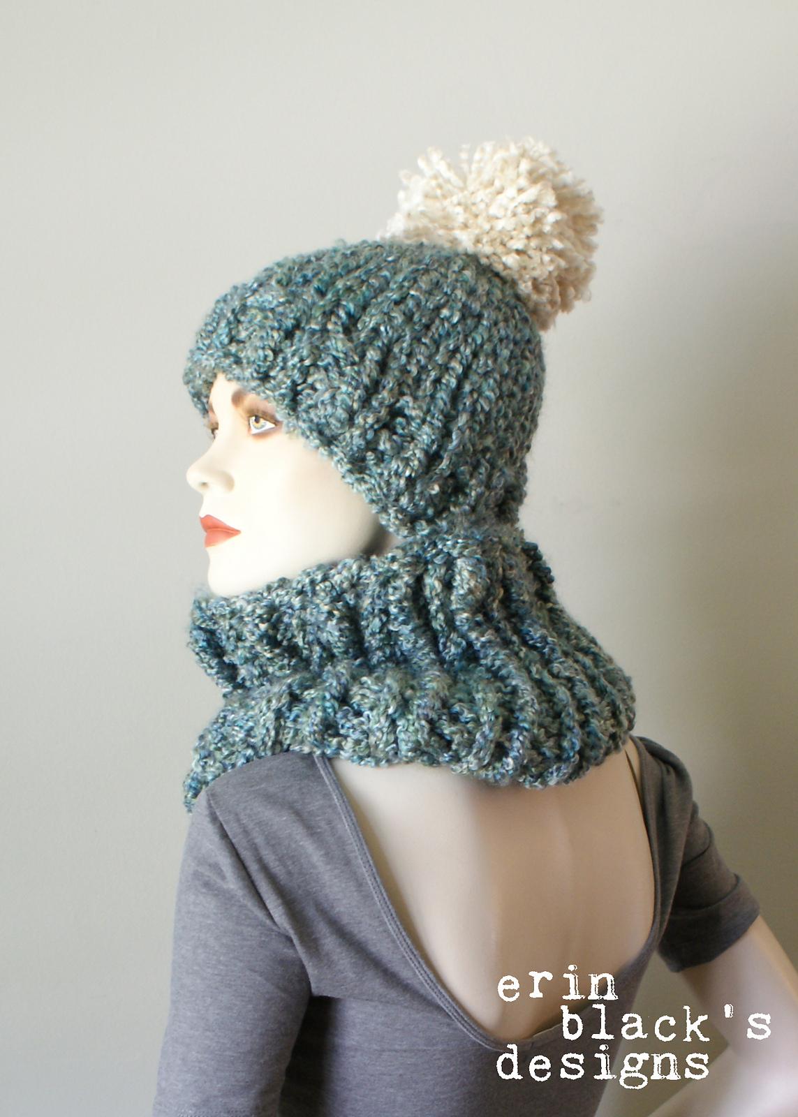 Chunky Knit Pom-Pom Hat and Cowl Set (Hat026)