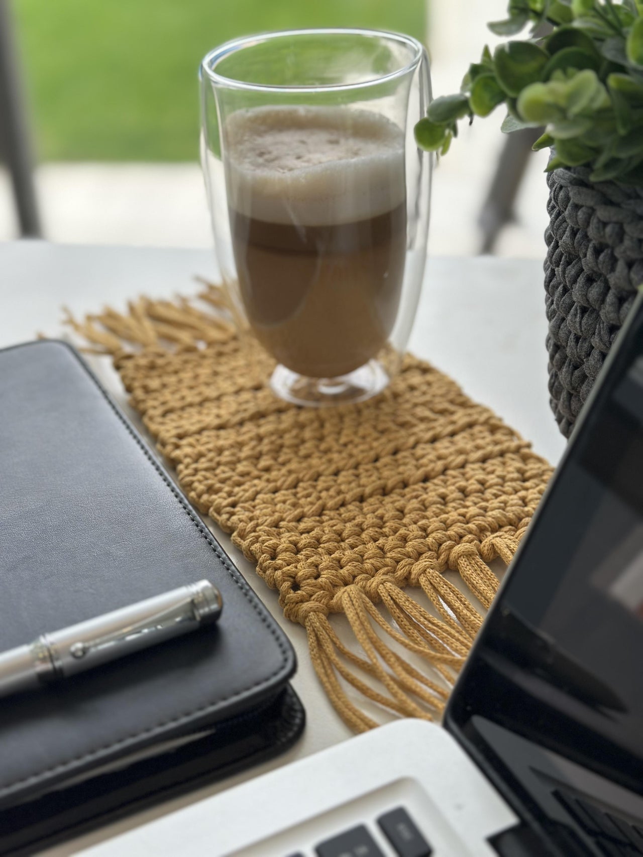 ABSOLUTE BEGINNER CROCHET COURSE - Cotton Coaster