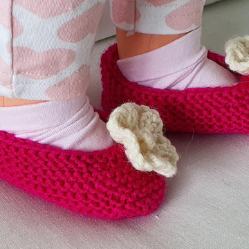 Fiona - Baby shoes with a knitted flower