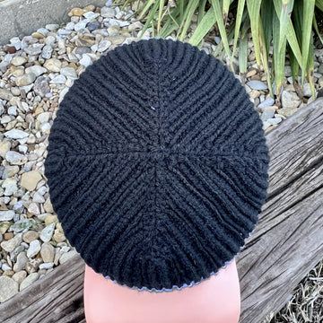 Bowie Beanie -- a loom knit pattern