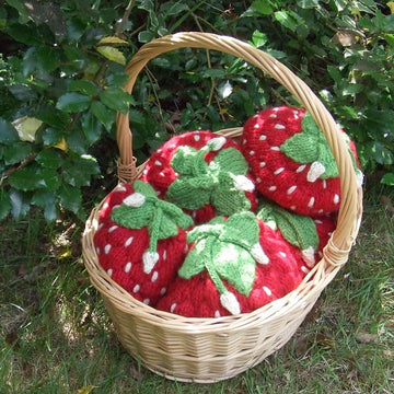 (Spouted) Strawberry Tea Cozy