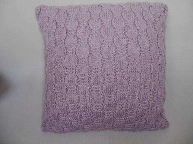 Simple Aran Cable Cushion Cover