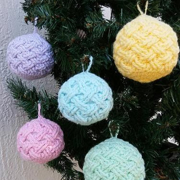 Celtic Weave Bauble Ornaments