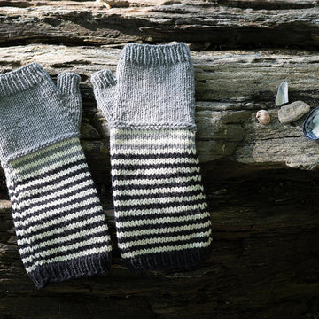 True Stripe Mitts