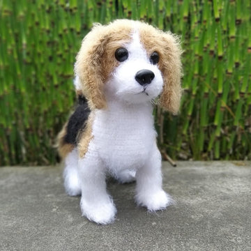 Realistic Crochet Pattern Dog Beagle