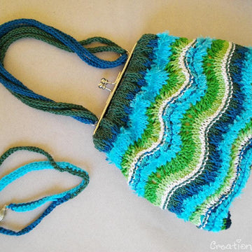 Mediterranean sea waves purse
