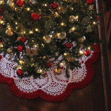 Cranberry Pineapple Christmas Tree Skirt
