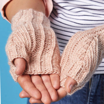 Rambling Rose Hat and Mitts
