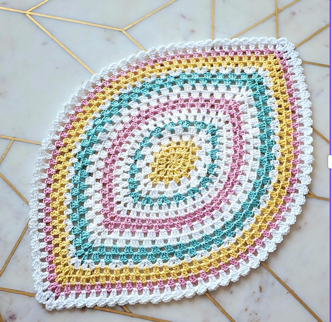 Welcome Spring Leaf Table-runner