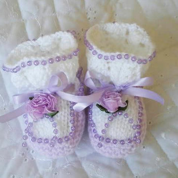 Knitting pattern for Mary Jane shoes and boots