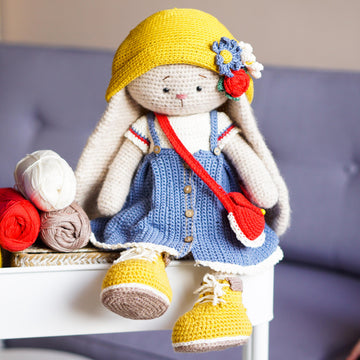 Doll clothes, Crochet Pattern - Outfit Kylie for Toy