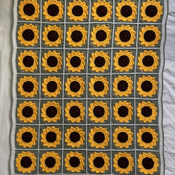 Becky’s Sunflower Blanket