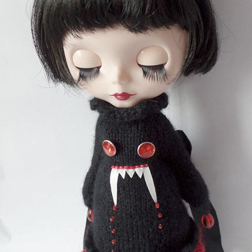 Bite me! Vampire dress, petticoat and headband for 12" Blythe doll