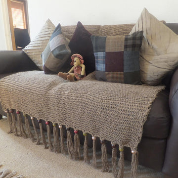 Easy Finger Knit Throw