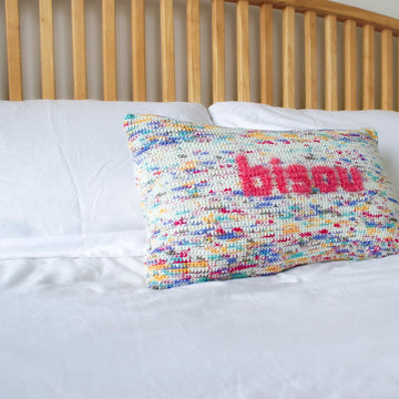 Bisou Pillow