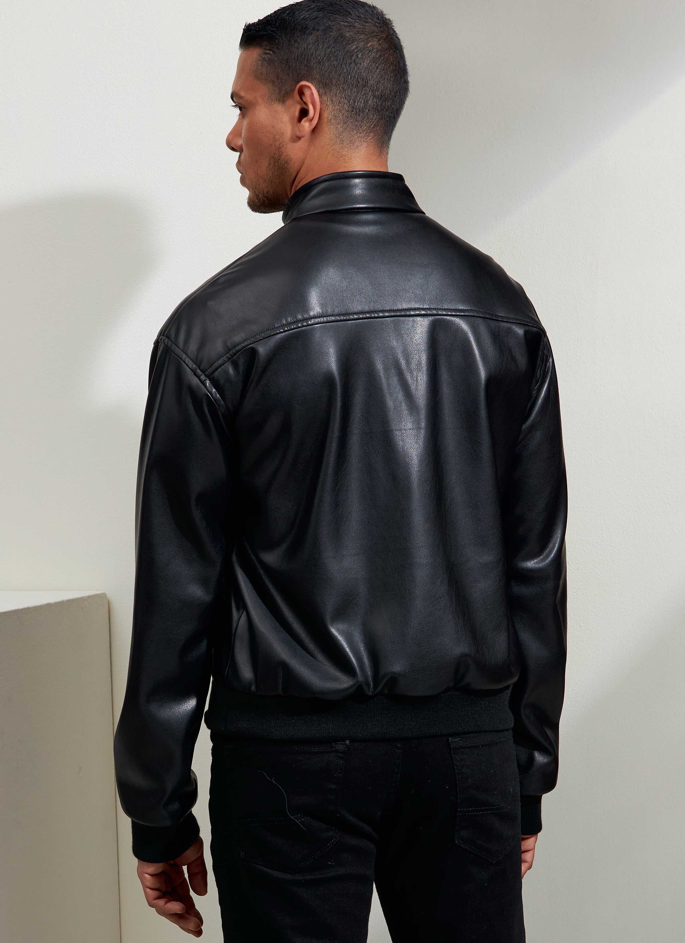 Vogue Unisex Bomber Jacket V1877 - Sewing Pattern