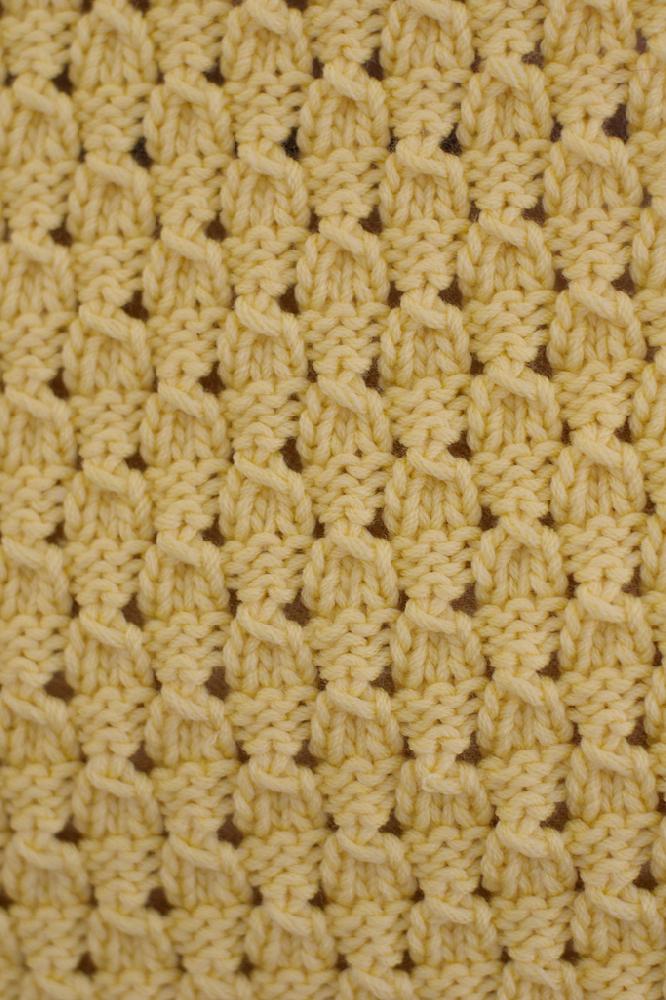 Dewdrop baby blanket