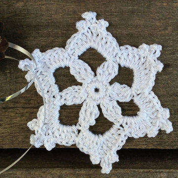 Dainty Snowflake Ornament Christmas Decoration