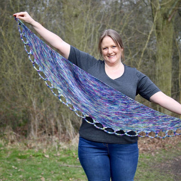 Chain Reaction Shawlette