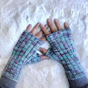 Ribbed Mitts