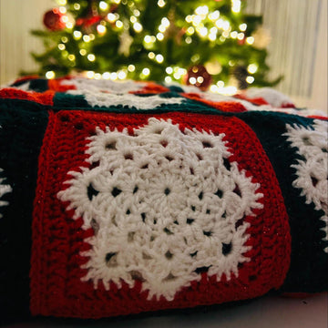 Christmas Snowflake Blanket