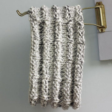 Easy Chunky Knit Cowl