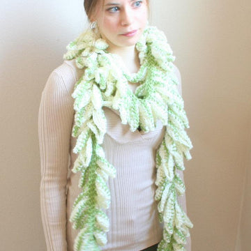 A09 Leaf Scarf