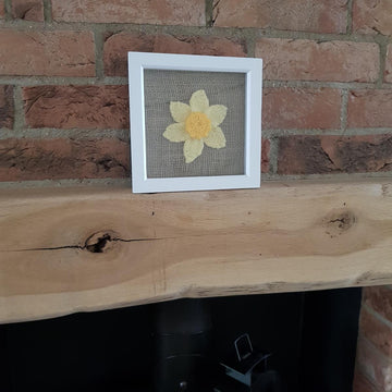 Knitted Daffodil Picture