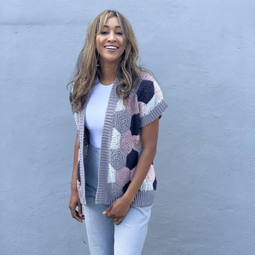 Sleeveless Hexagon Cardigan