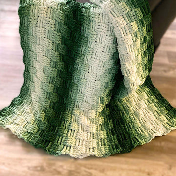 Basket Weave Chunky Evergreen Throw
