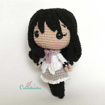 Homura amigurumi doll - crochet pattern by Crochelandia