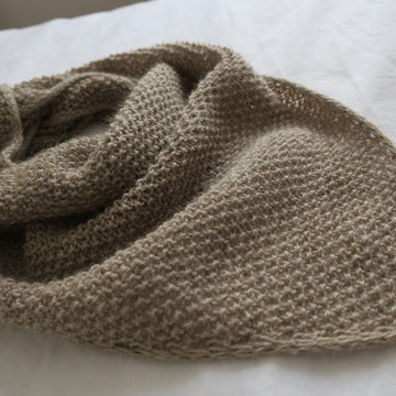 Happy Teddy Scarf + crochet applique