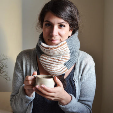 Simple brioche & garter cowl