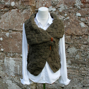 Loden wrap / sleeveless jacket