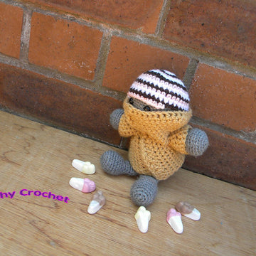 Inchoate Neapolitan Sweater and Hat