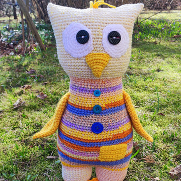 Scrap yarn Easter Chick