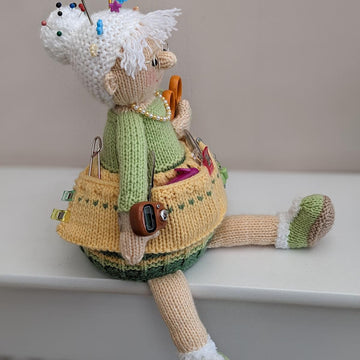 Crafty Nana shelf sitter tidy