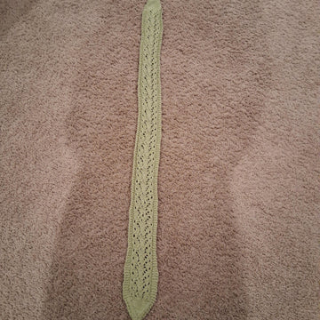 Lacy Neck Tie