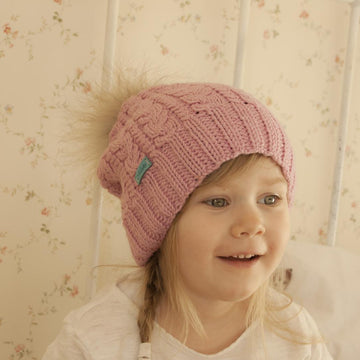 Bella cable hat