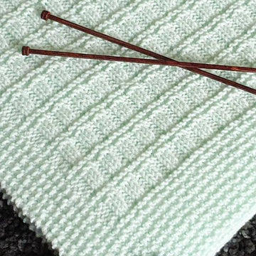 Baby blanket knitting pattern Ollie