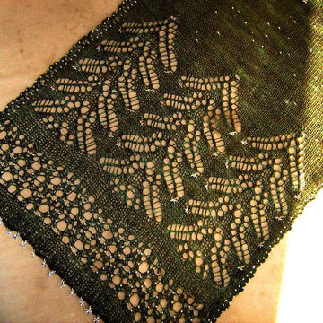 Spruce scarf