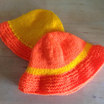 Dolls swimsuit, hat and beach bag