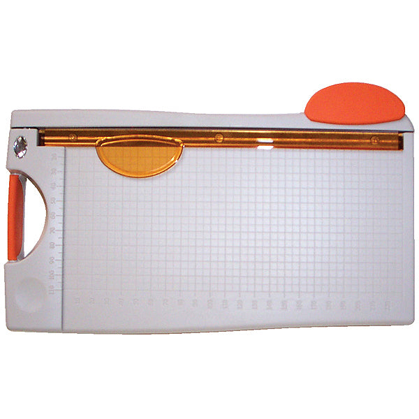 Tonic Studios Guillotine Trimmer 8.5" - 266379